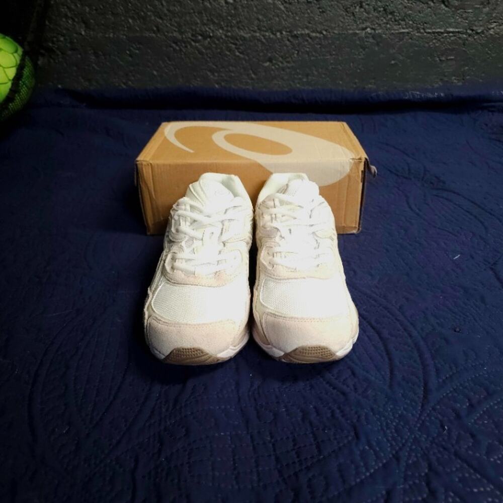 Asics Gel NYC Tan Beige Suede Lifestyle Sneakers Size 11 Like New - Picture 8 of 8